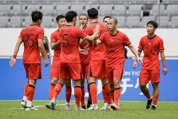 中国男足选拔队东亚杯1:0战胜中国香港队