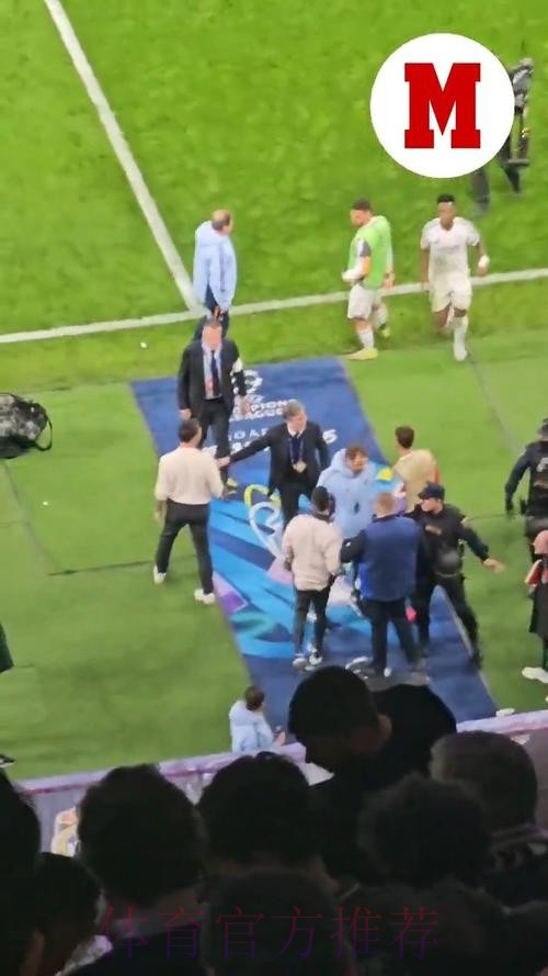 卡瓦哈尔骚扰萨卡引冲突 他可能被欧足联禁赛4场